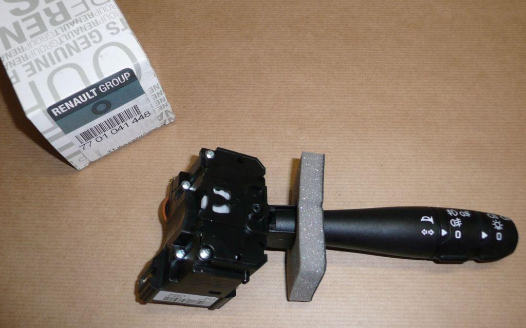 COMODO DES PHARES RENAULT MASTER II,LAGUNA 7701041448.