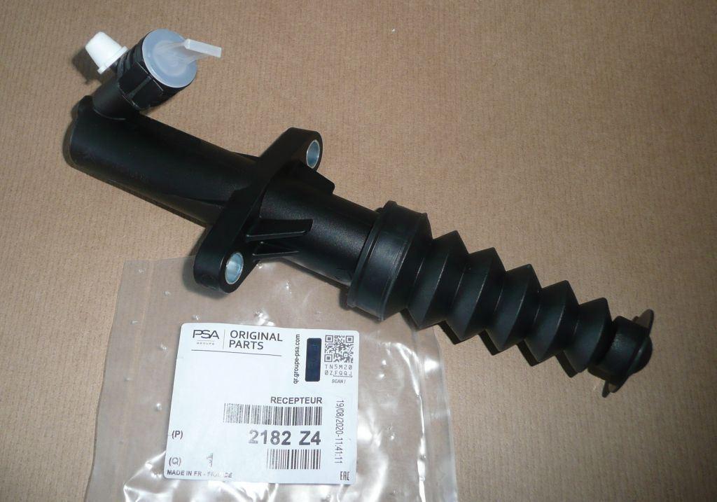 POMPE D'EMBRAYAGE PEUGEOT 208,2008,207 2182.Z4 2182Z4.