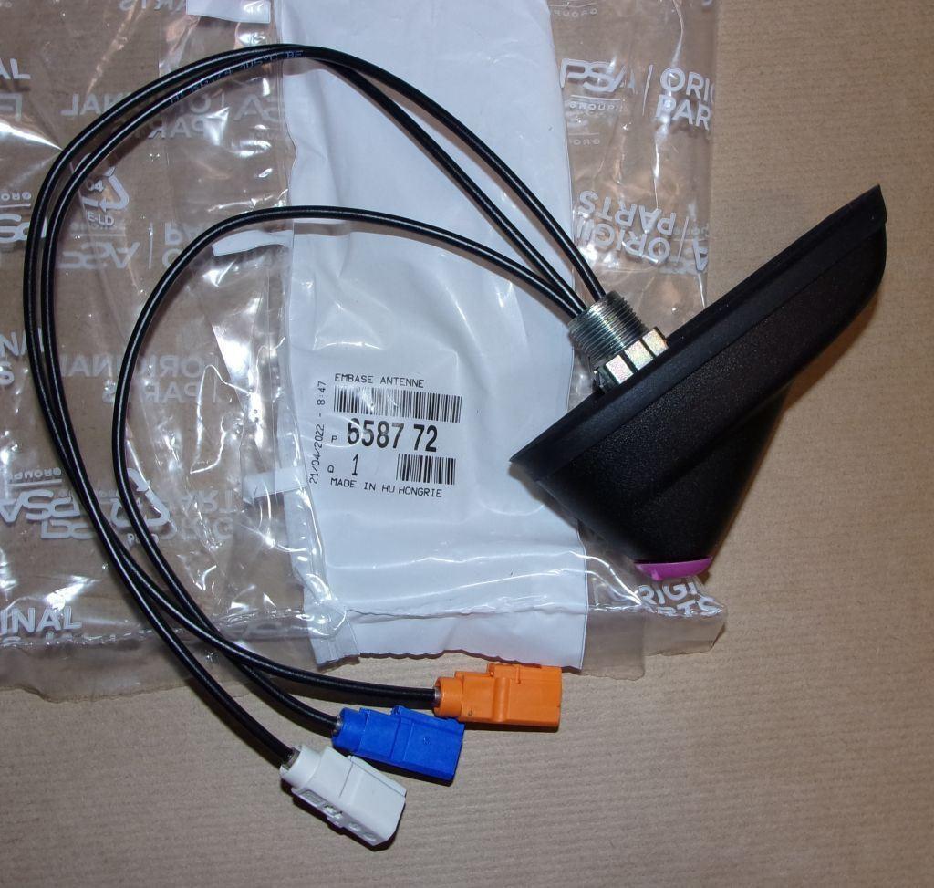 SUPPORT D'ANTENNE CITROEN C4 II 6587.72 658772.