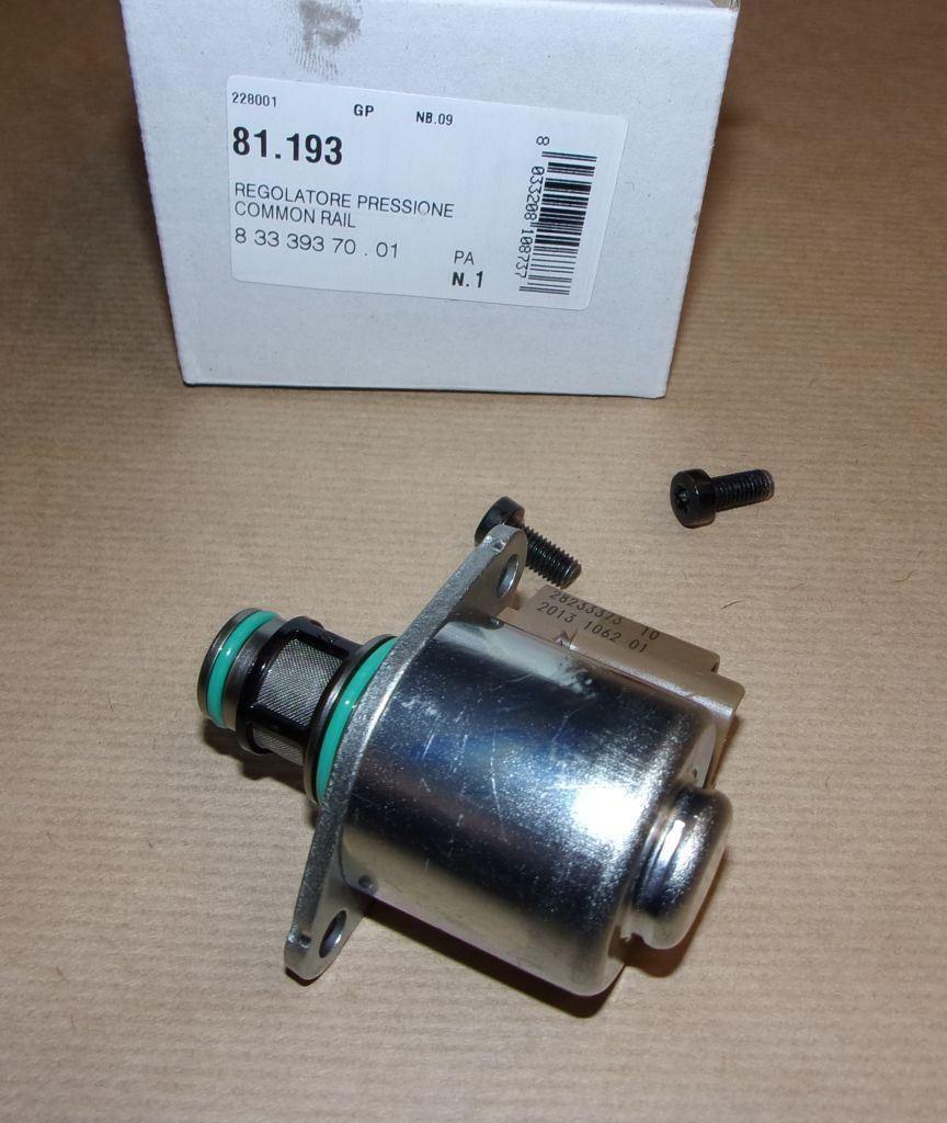 RÉGULATEUR DE PRESSION DE CARBURANT.PEUGEOT 30 1638151580.