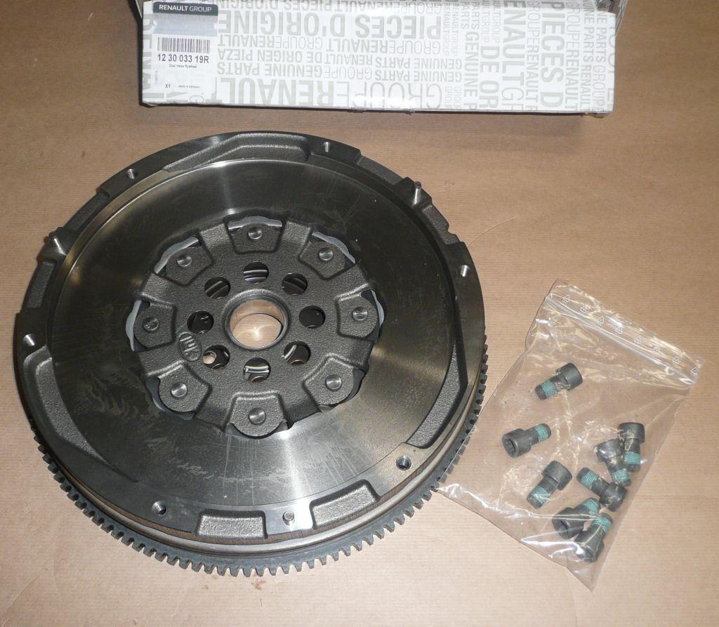 VOLANT MOTEUR BI-MASSE RENAULT MASTER III 2.3D 123003319R.