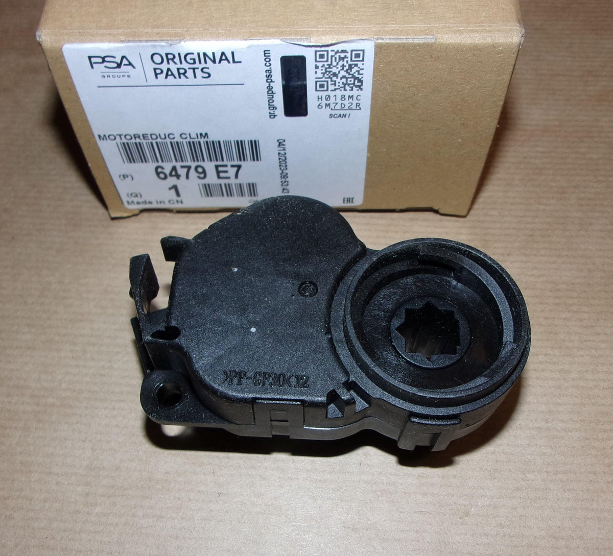 MOTEUR DE REGULATION DU SOUFFLEMENT CITROEN C4 6479.E7 6479E7.