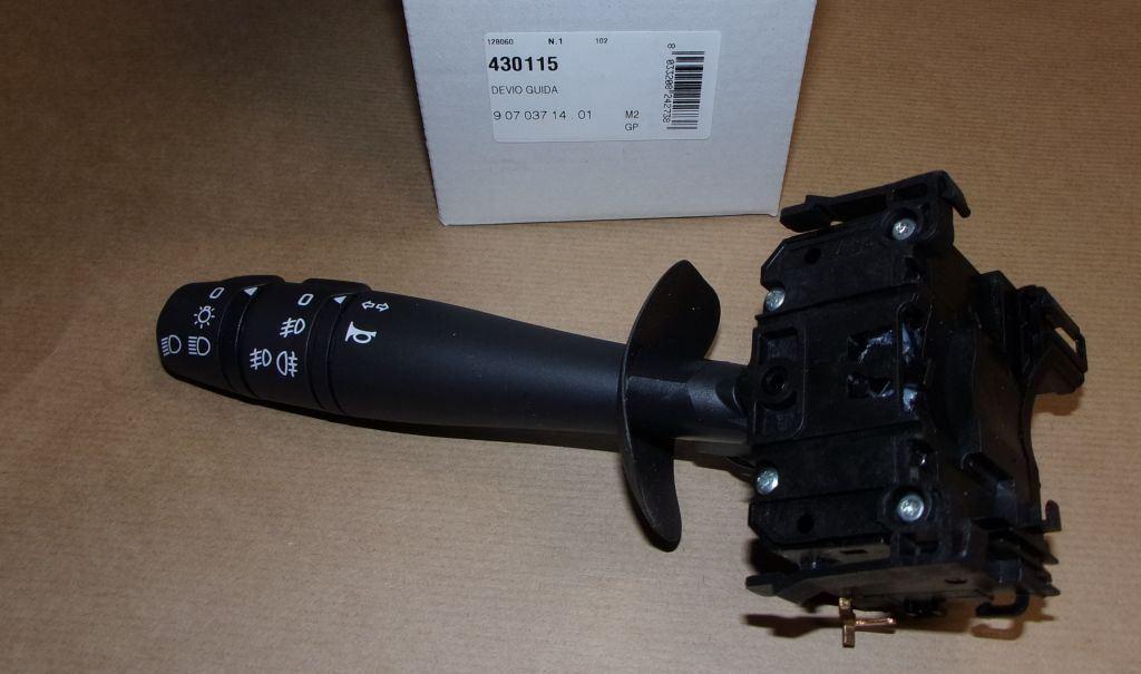 COMODO DES PHARES RENAULT MASTER II FEU ANTIBR 7701071896.