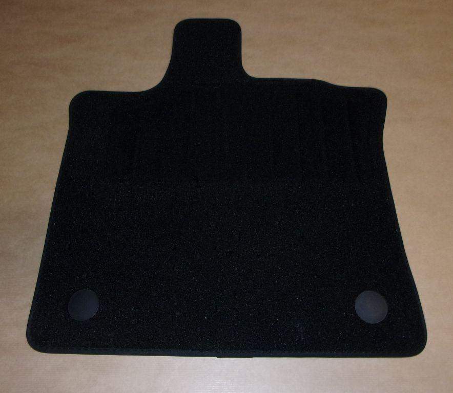 TAPIS EN VELOUR COMPLET.RENAULT CAPTUR II 8201711343.