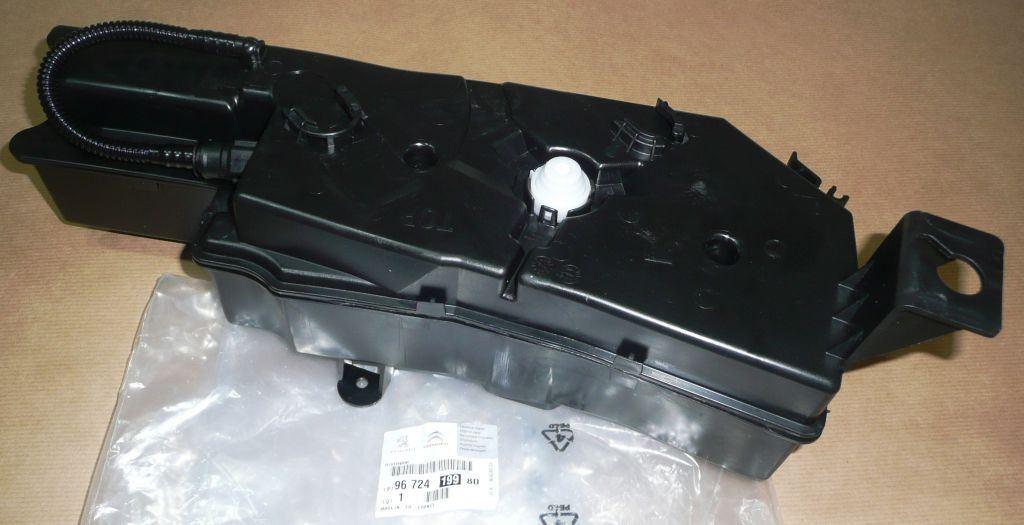RÉSERVOIR DE LIQUIDE FAP CITROEN C4,PEUGEOT PARTNER 9672419980.