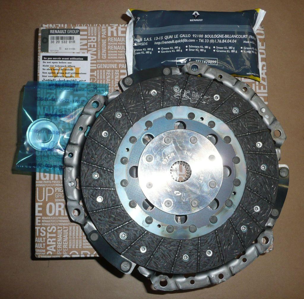 KIT EMBRAYAGES.RENAULT CLIO III,LAGUNA III 302053201R.