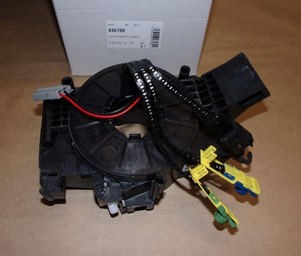 RÉTRACTEUR D'AIRBAG RENAULT ESPACE IV, LAGUNA 7701048917.