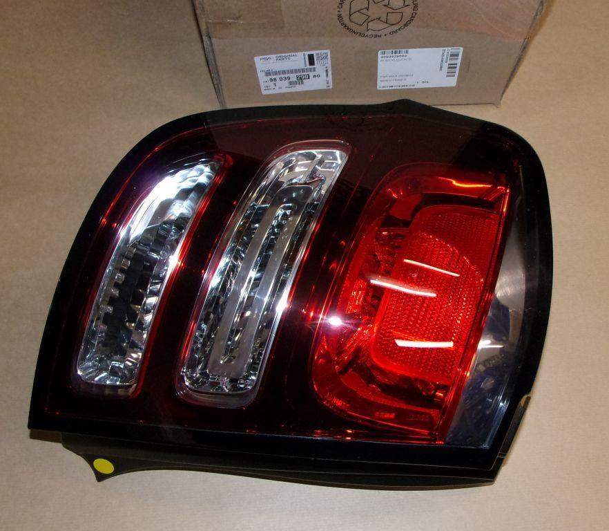FEU ARRIERE CITROEN C3 III GAUCHE 9803929080.
