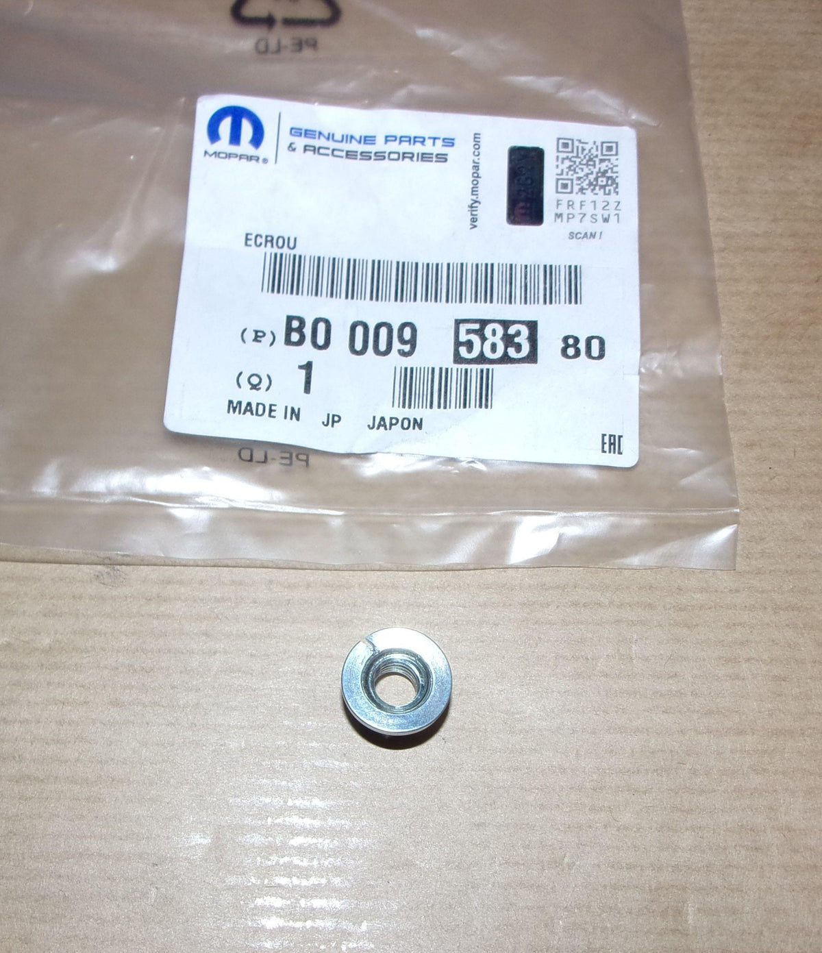 ECROU BALAIS D'ESSUIE GLACE CITROEN C1 II ARRI B000958380.