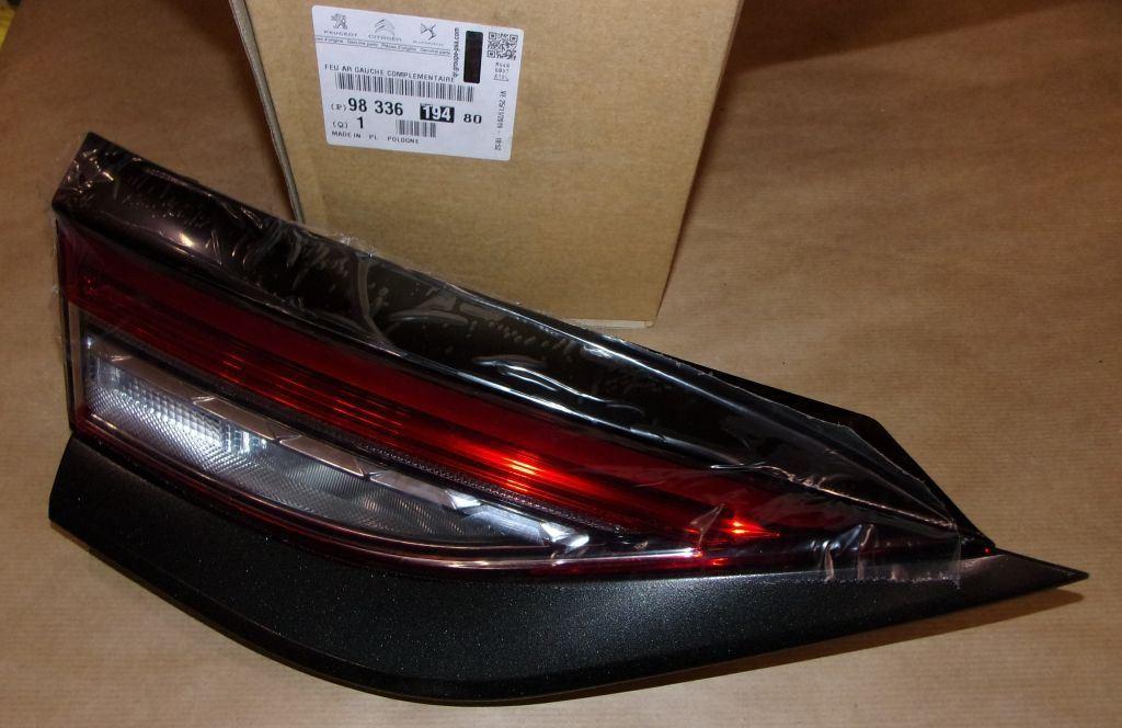 FEU ARRIERE CITROEN DS.3 CROSSBACK GAUCHE 9833619480.
