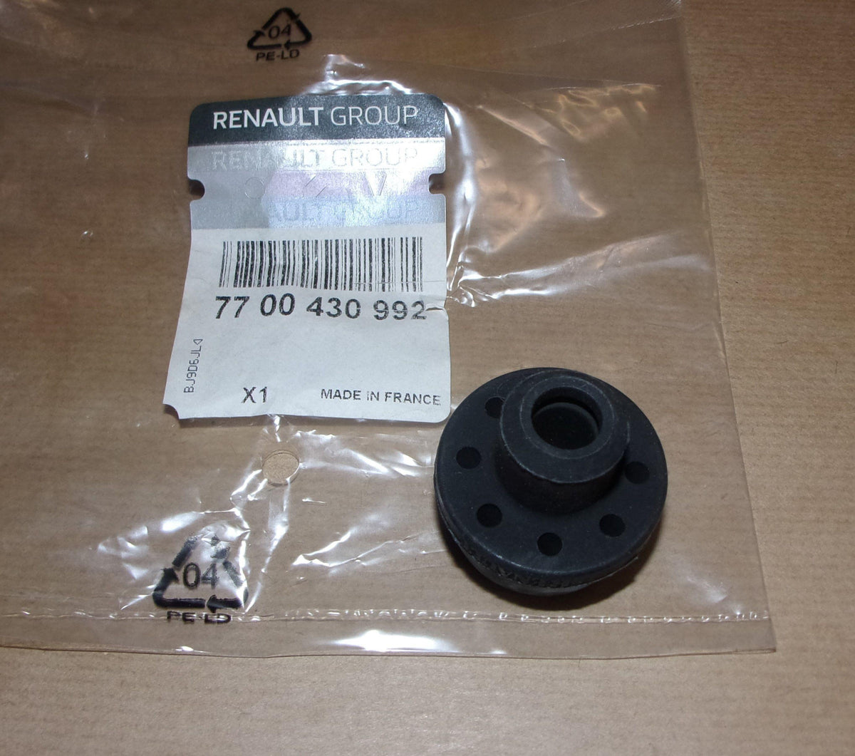 FIXATION RADIATEUR RENAULT MEGANE I 7700430992.