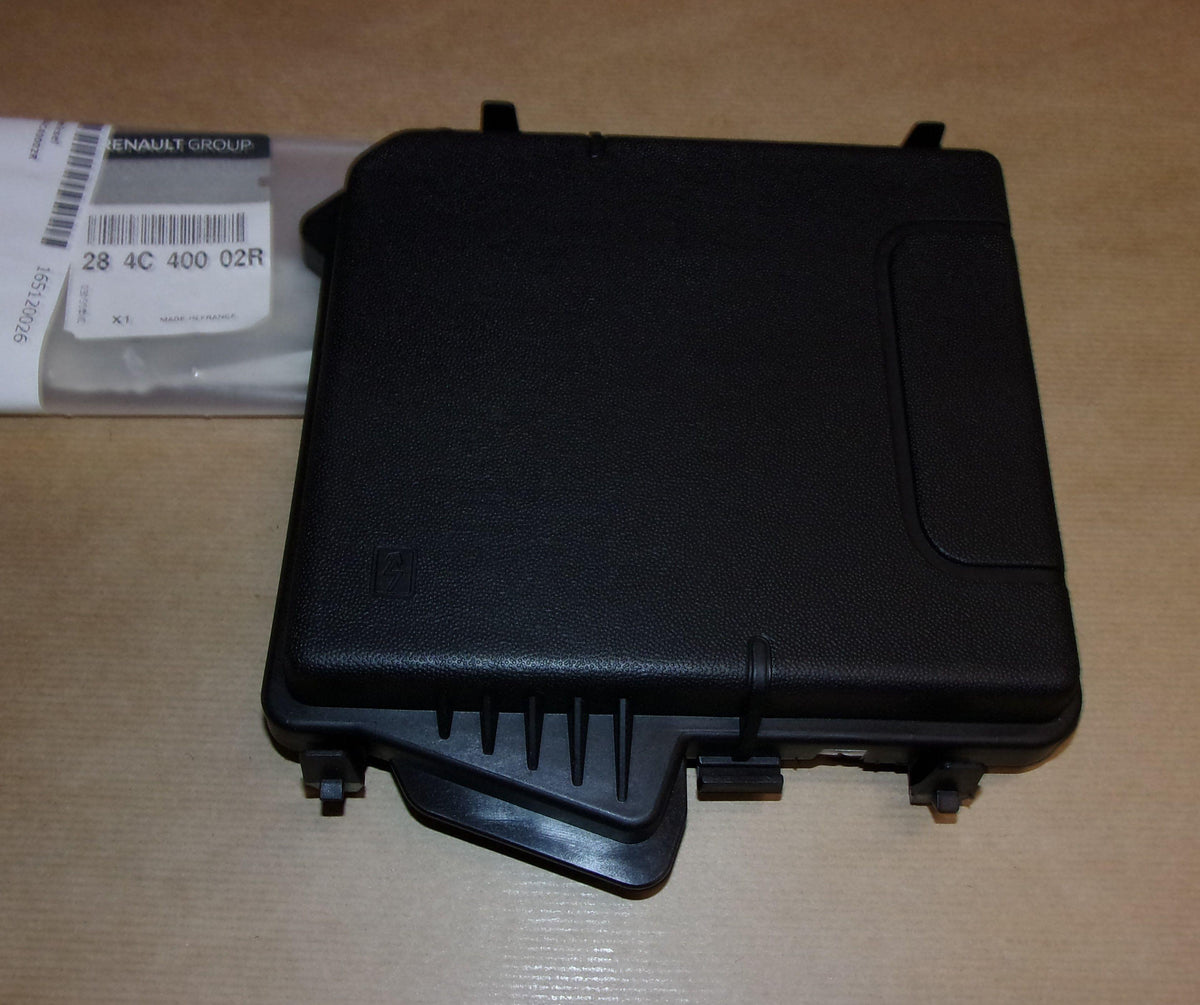 BOITIER DE BATTERIE RENAULT MEGANE III,FLUENCE 284C40002R.