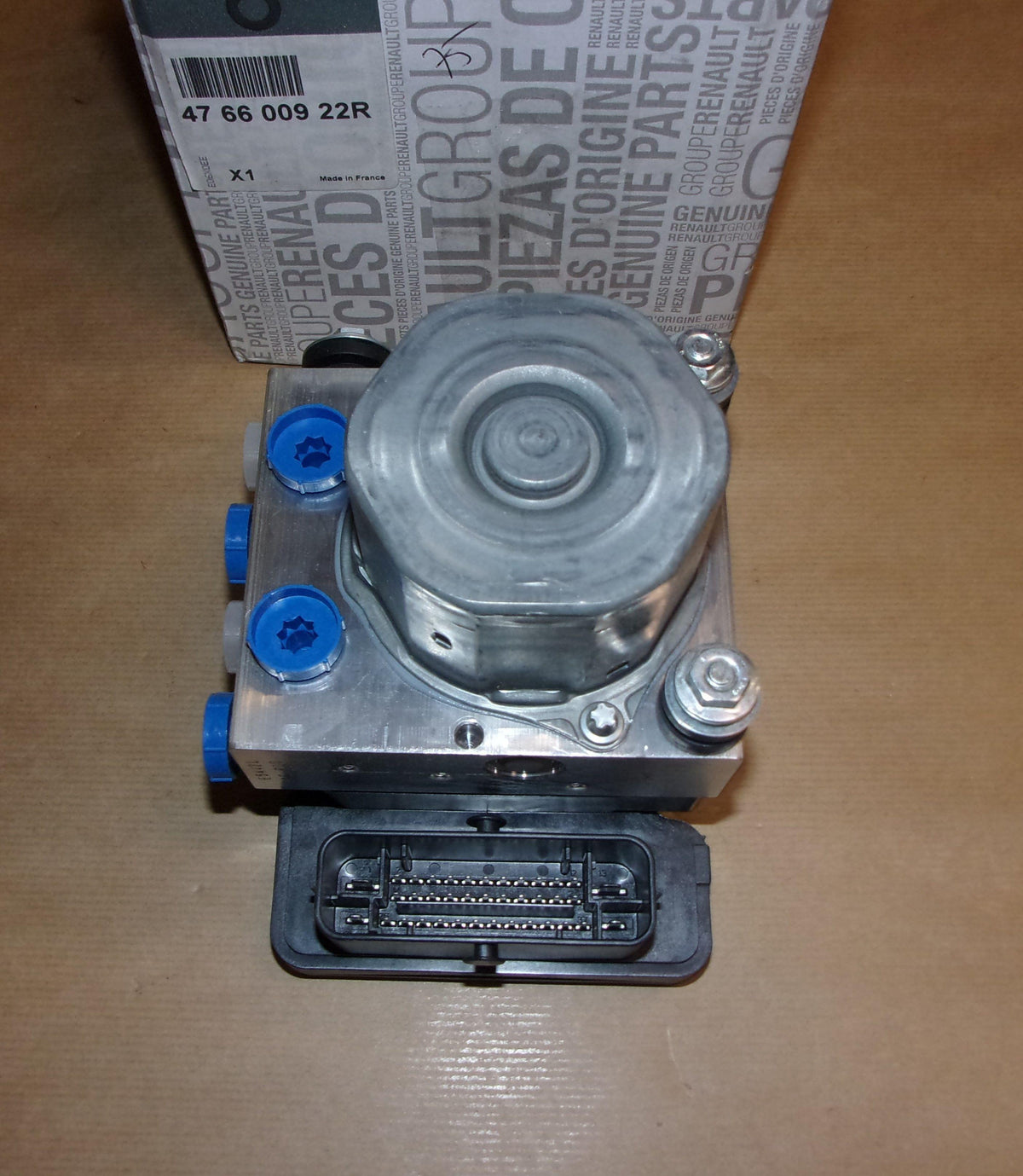 POMPE DE FREIN ABS RENAULT KANGOO II ÉLECTRIQU 476600922R.