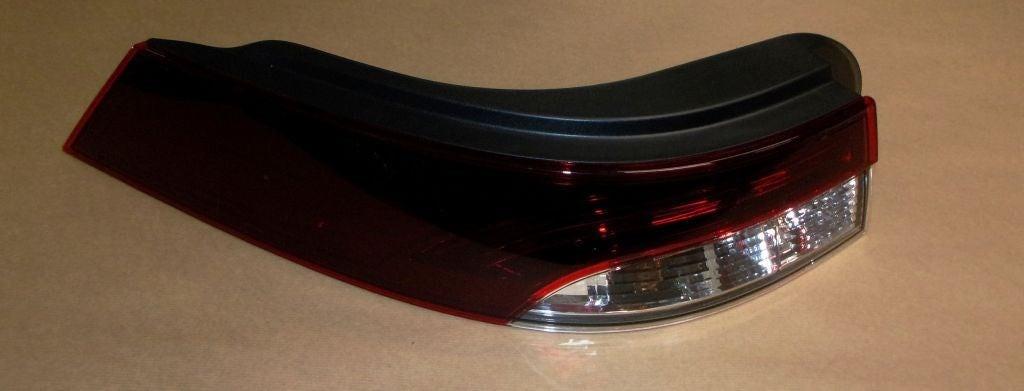 FEU ARRIERE RENAULT MEGANE III CC GAUCHE 265550012R.