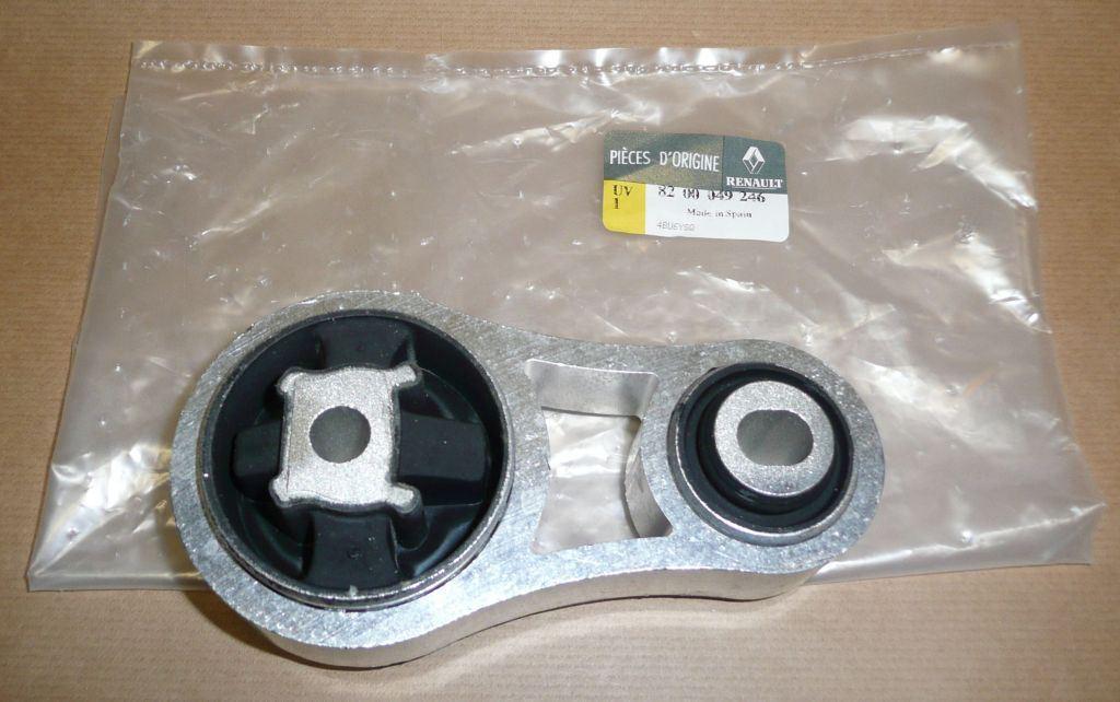 SUPPORT MOTEUR RENAULT TRAFIC II 2.5DCI 8200049246.