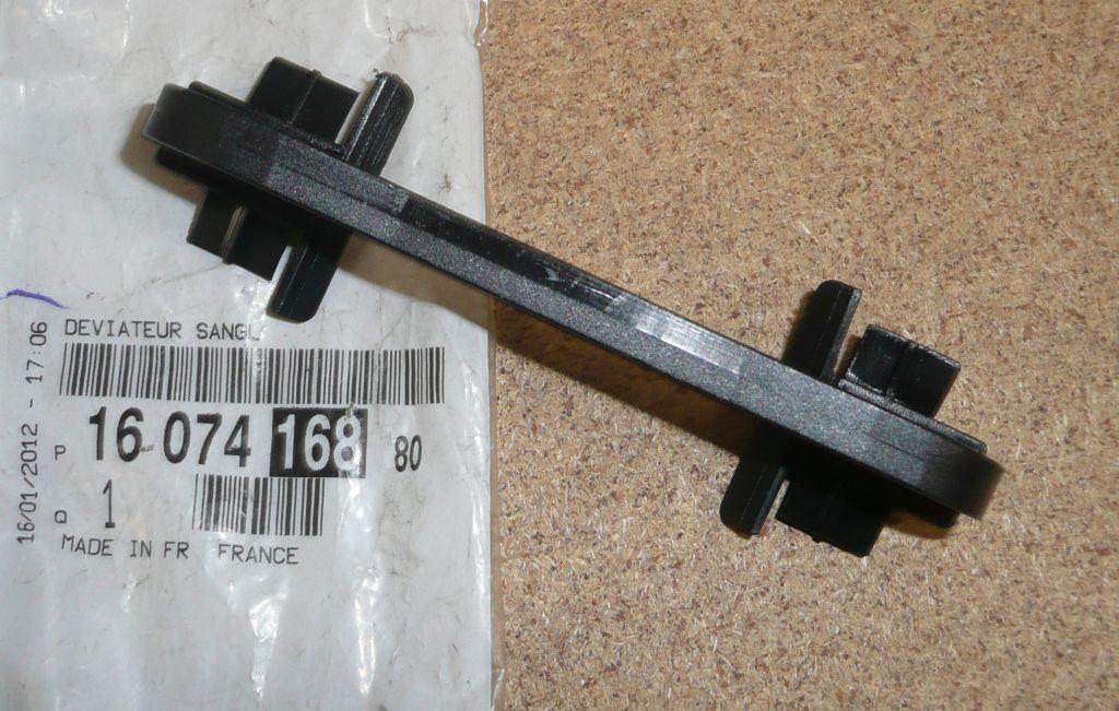 ACCROCHE DE CENITURE DE SÉCURITÉ.CITROEN BERLI 1607416880.