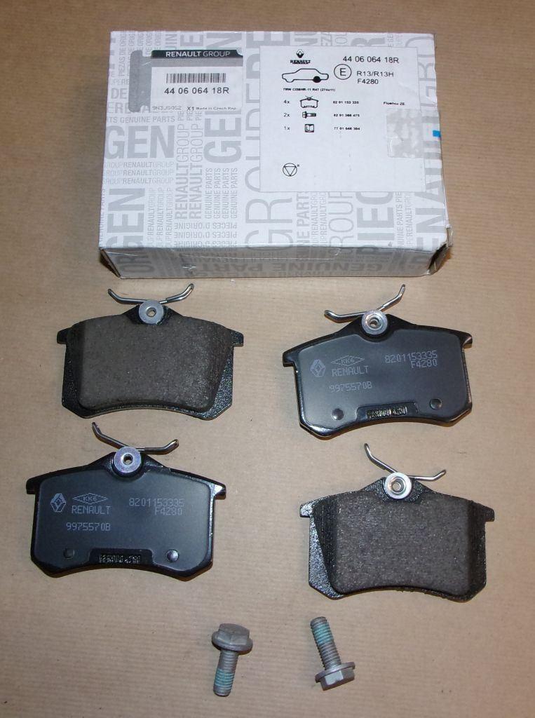 PLAQUETTE DE FREIN.RENAULT FLUENCE.MEGANE II A 440606418R.