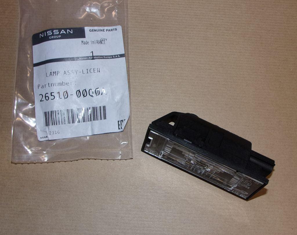 VEILLEUSE DE PLAQUE.RENAULT LAGUNA III,CLIO II 2651000Q0A.