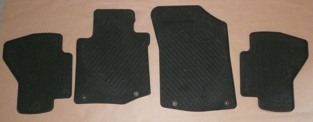 TAPIS EN CAOUTCHOUC COMPLET.CITROEN C1 II.