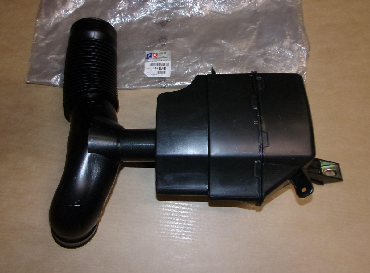 TUYAU D'AIR.CITROEN BERLINGO 1.9D 1440.40 144040.