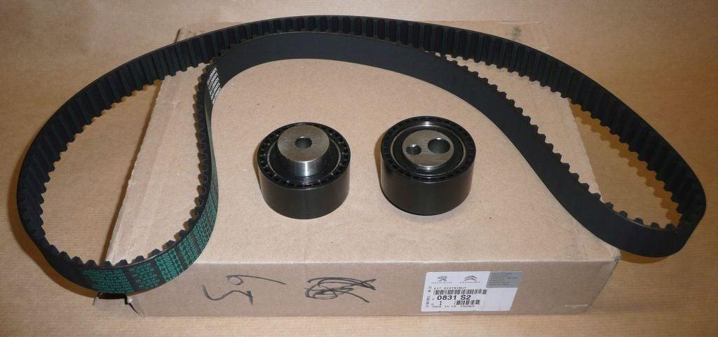 KIT DISTRIBUTION.CITROEN JUMPY,C8,PEUGEOT 806,807 2. 0831.S2 0831S2.