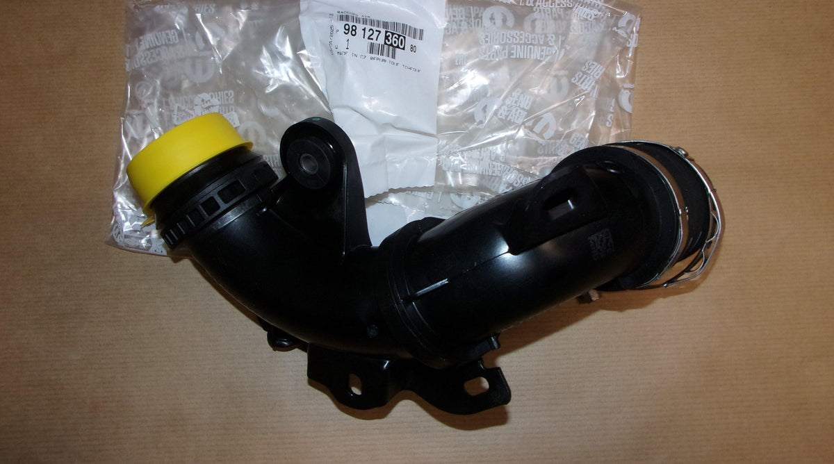 TUYAU D'AIR.PEUGEOT 308,3008 1.6HDI 9812736080.