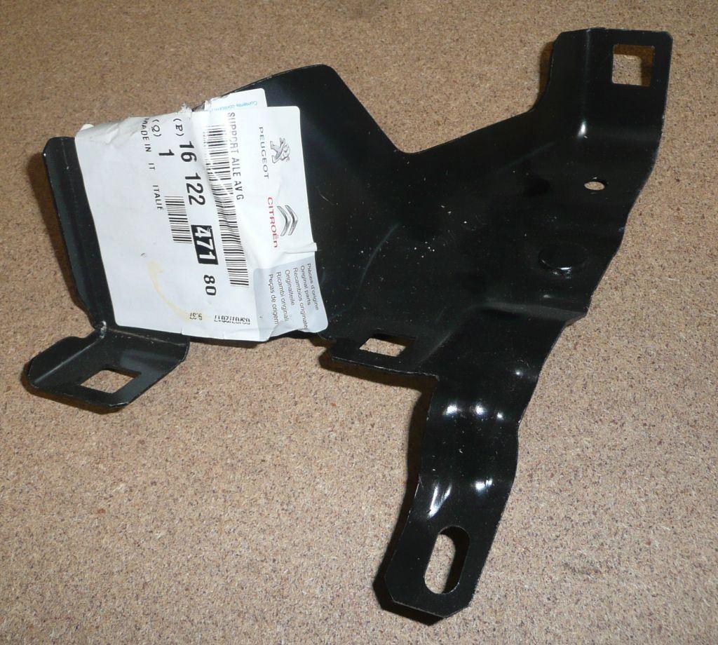 SUPPORT DE GARDE-BOUE CITROEN JUMPER III 1612247180.