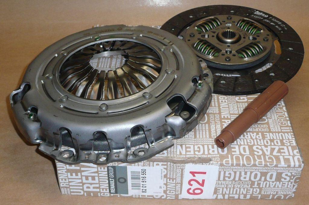 KIT EMBRAYAGES.RENAULT TRAFIC II,MASTER II 8201516550.