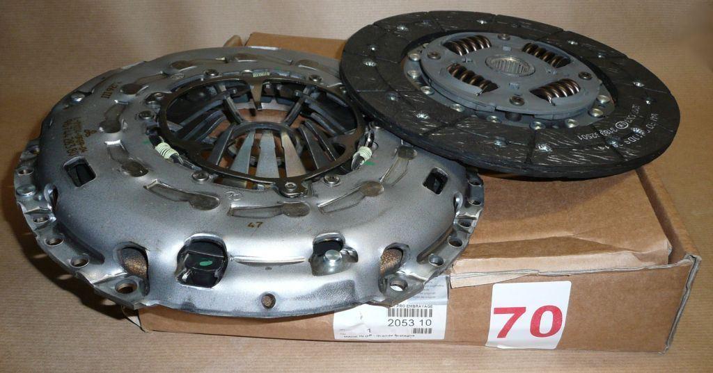 KIT EMBRAYAGES.CITROEN CITROEN.CROSSER,PEUGEOT 4007 2.2HDI 2053.10 205310.