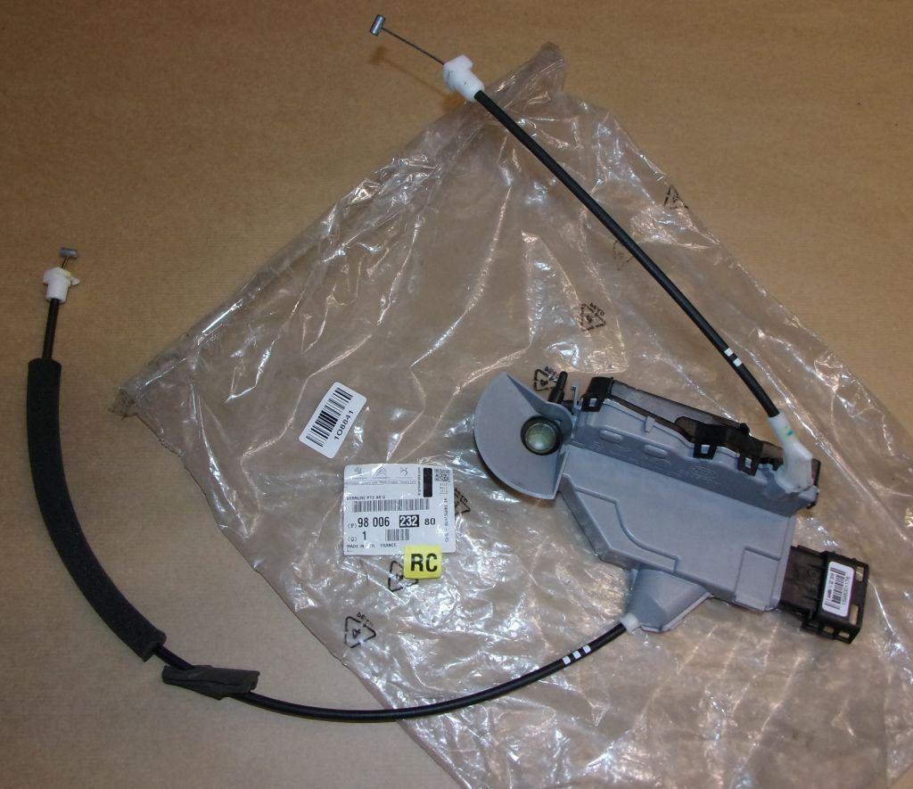 SERRURE DE PORTE PEUGEOT 3008,5008 AVANT GAUCHE 9800623280.