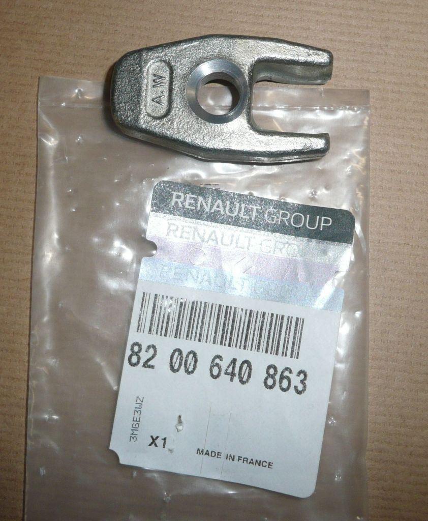 FOURCHETTE FIX PORTE INJECTION RENAULT TRAFIC 8200640863.