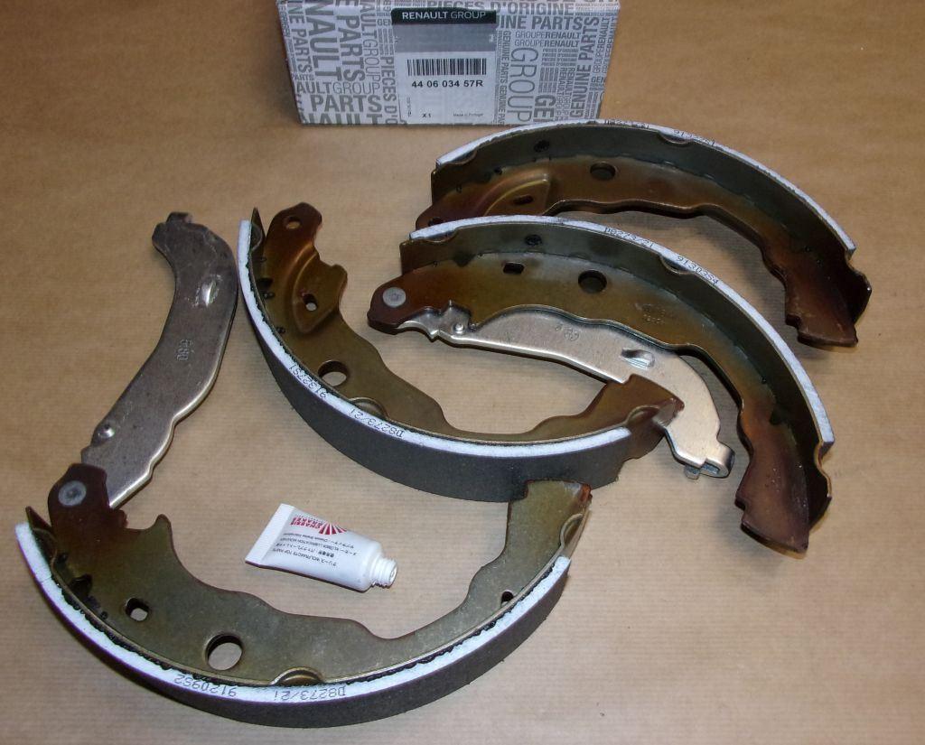 PLAQUETTE DE FREIN.RENAULT CLIO V ARRIERE 440603457R.