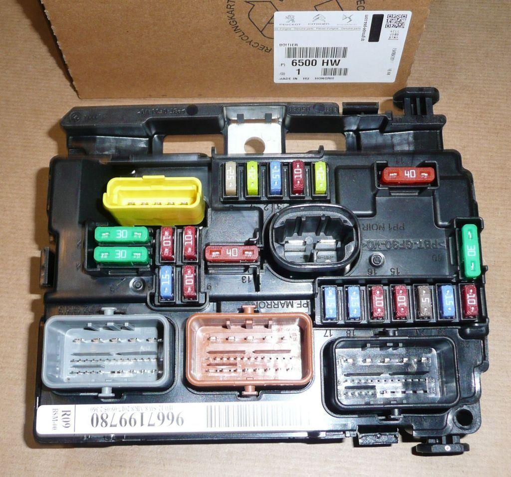 BOÎTE A FUSIBLES CITROEN C3 PICASSO,P207 6500.HW 6500HW.