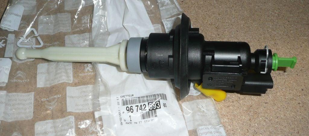 POMPE D'EMBRAYAGE CITROEN BERLINGO III,C4 PICA.