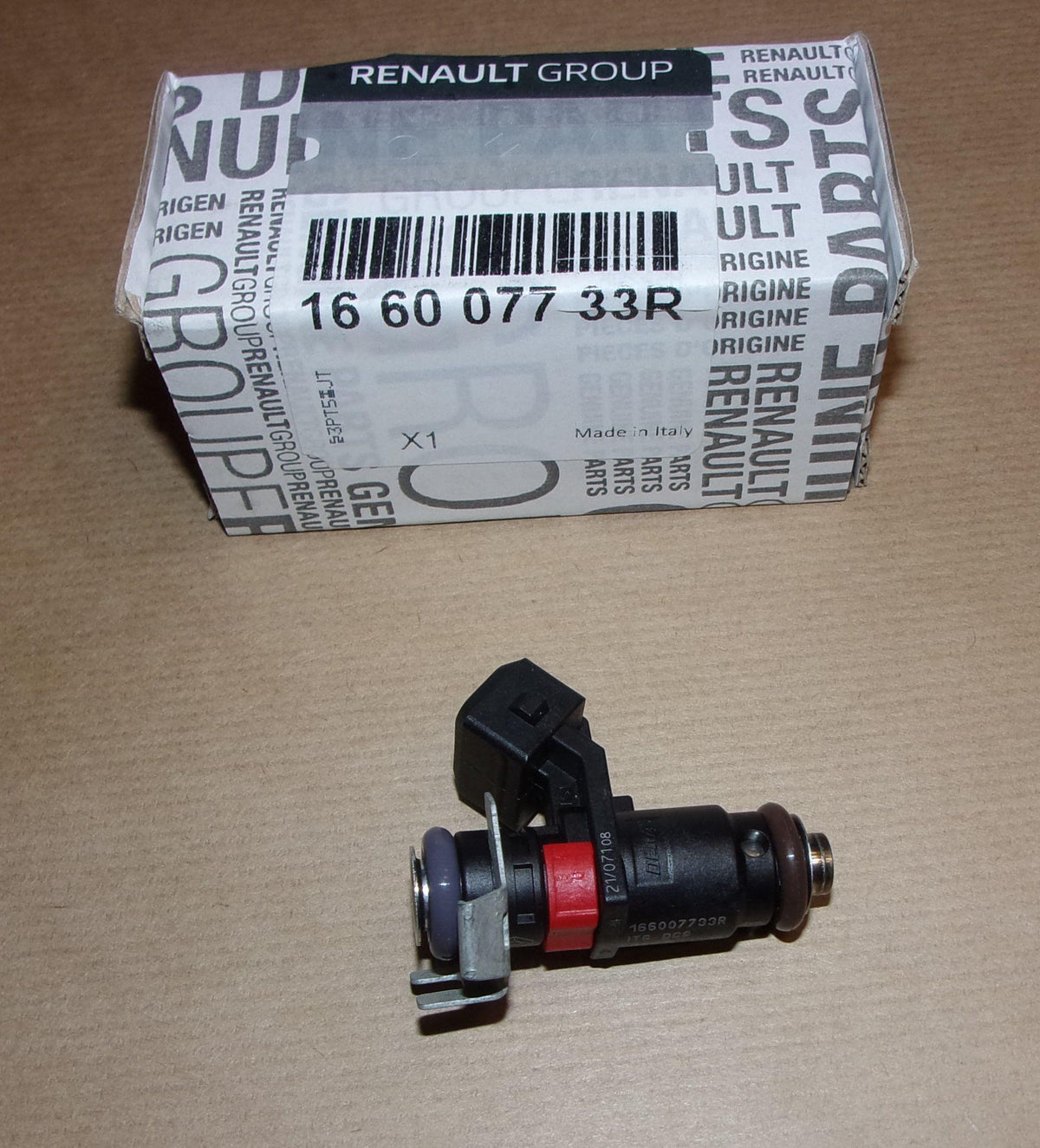 INJECTEUR DACIA DUSTER,LOGAN II 2.0 16V 166007733R.