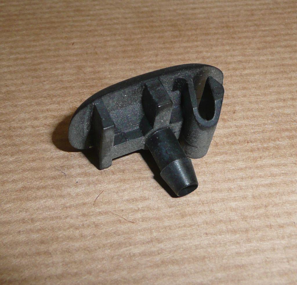 EMBOUT DU SYSTEME DE LAVE.GLACE CITROEN XSARA 6438.F1 6438F1.