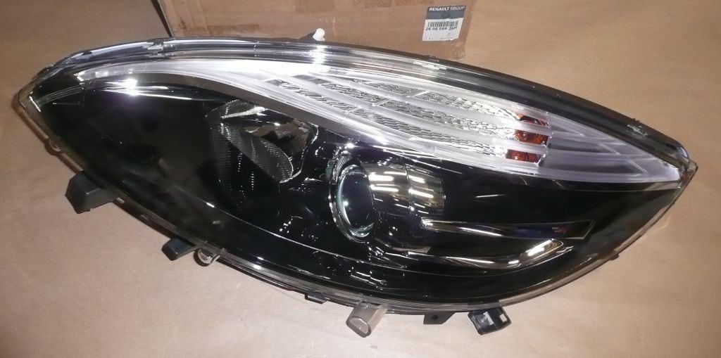 PHARES RENAULT SCENIC III GAUCHE 260605628R.