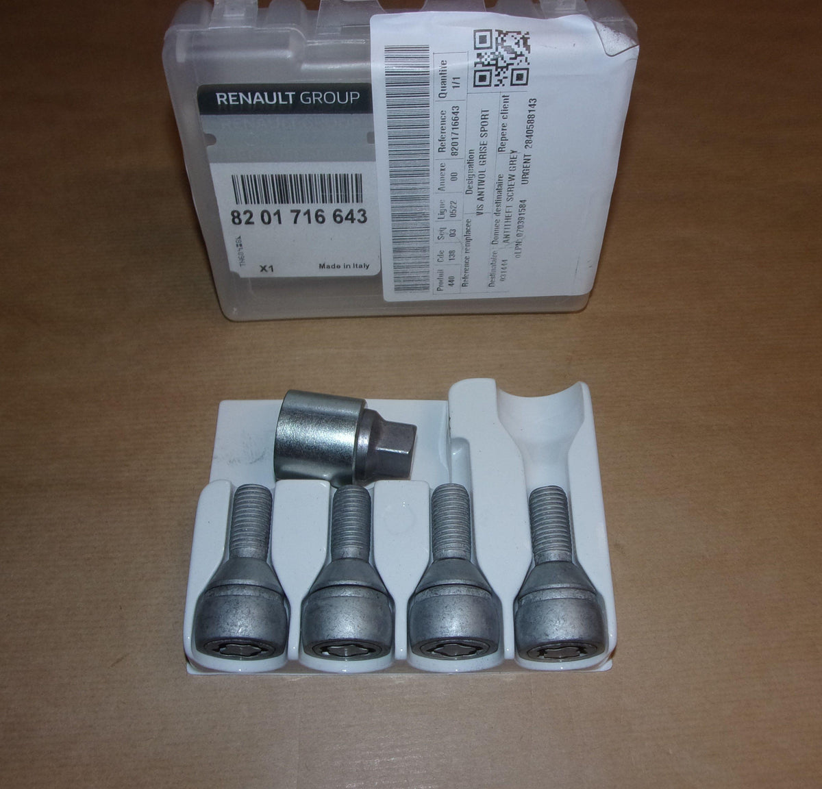 VIS DE ROUE RENAULT KIT ANTIVOL 8201716643.