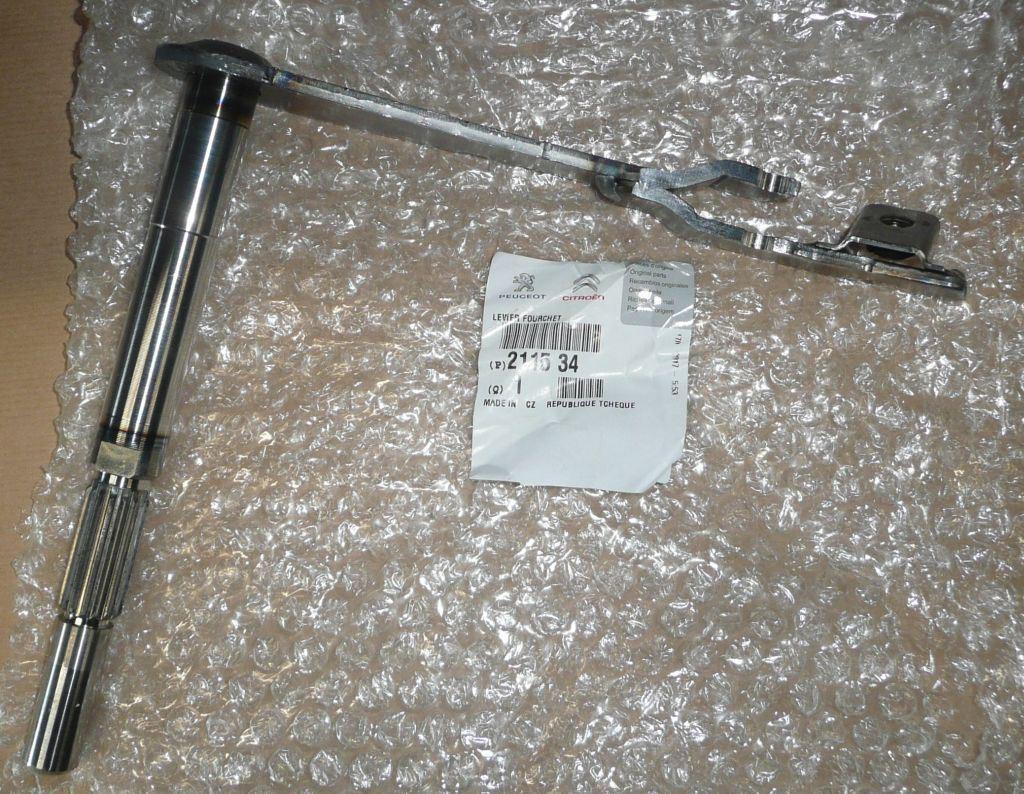 SELECTEUR DE BOITE DE VITESSE.CITROEN C1 PEUGEOT 107 2115.34 211534.