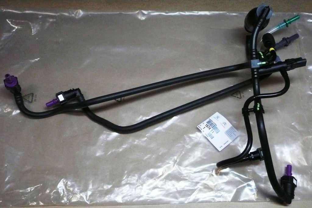 TUYAU DE CARBURANT CITROEN C3 PEUGEOT 206,307 1.4HDI 1574.T1 1574T1.