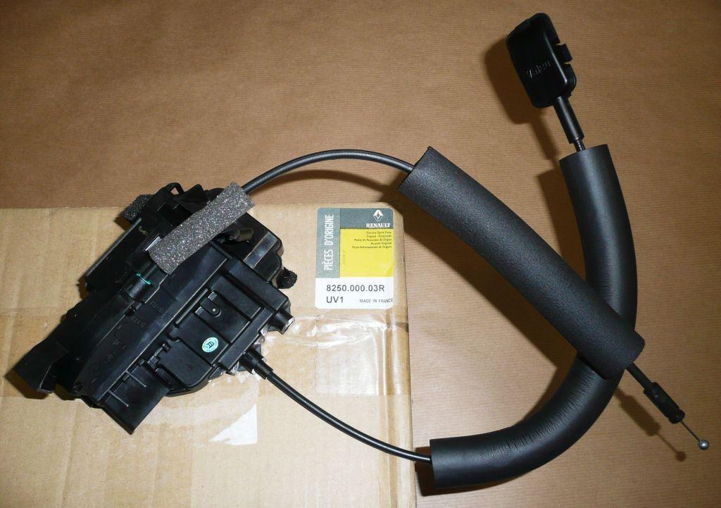 SERRURE DE PORTE RENAULT LAGUNA III ARRIERE DR 825000003R.