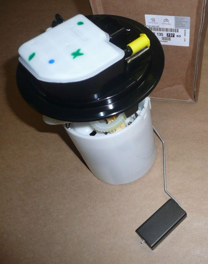 POMPE A CARBURANT COMPLET.CITROEN C3 PICASSO 1 9813573780.