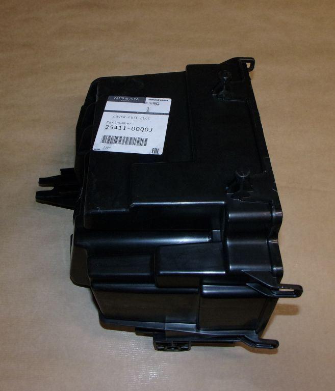 BOÎTE A FUSIBLES RENAULT TRAFIC III 2541100Q0J.