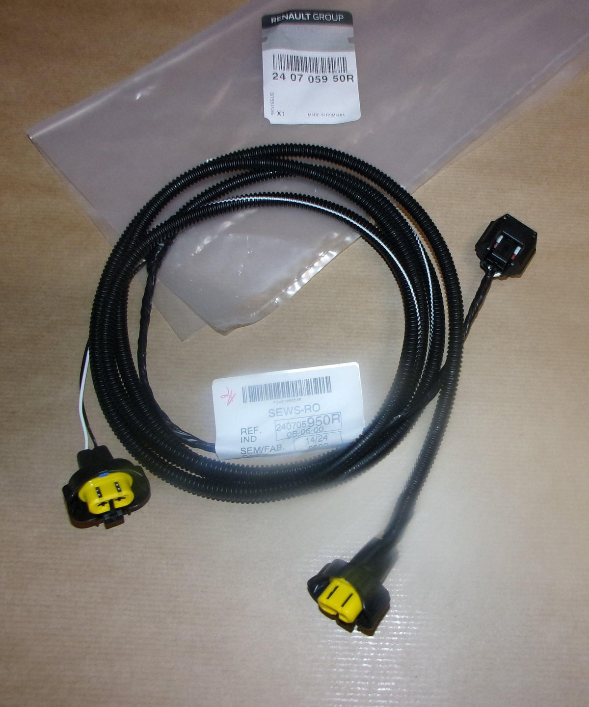 FAISCEAU HALOGENES DACIA DUSTER II 240705950R.