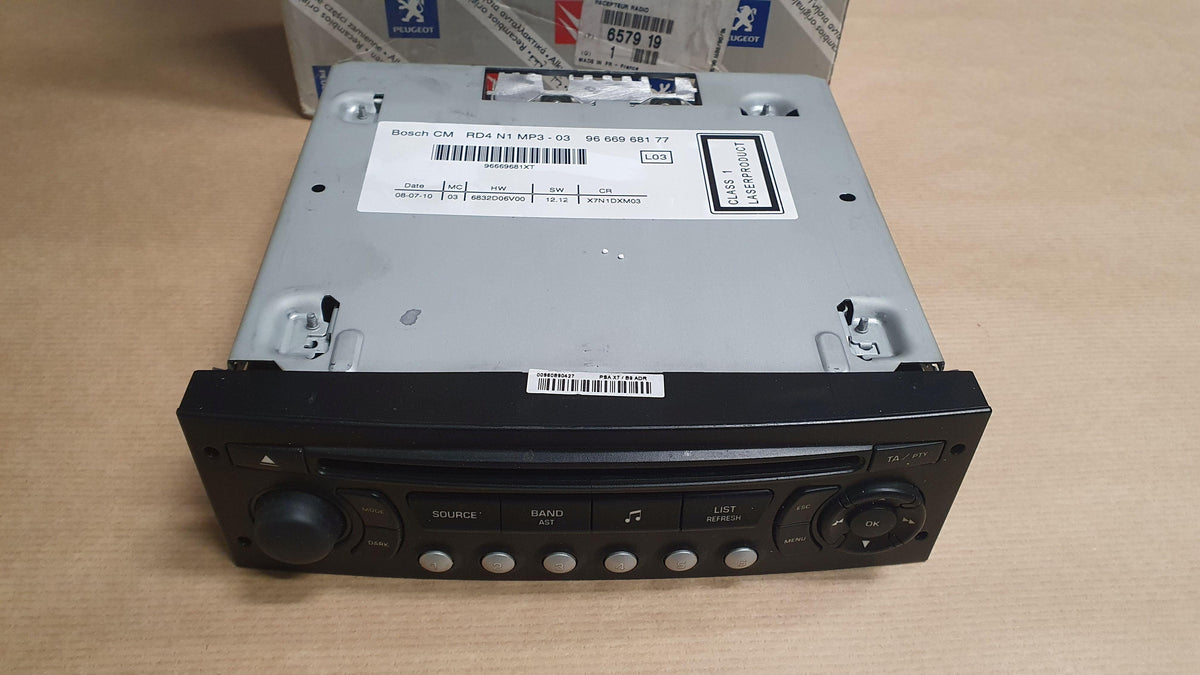 RADIO DE VOITURE PEUGEOT 1007 6579.19 657919.