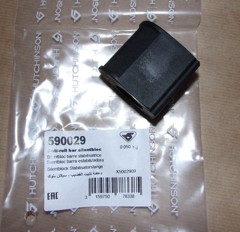 SILENTBLOCK DE STABILISATEUR.RENAULT MEGANE,CL 7700835929.