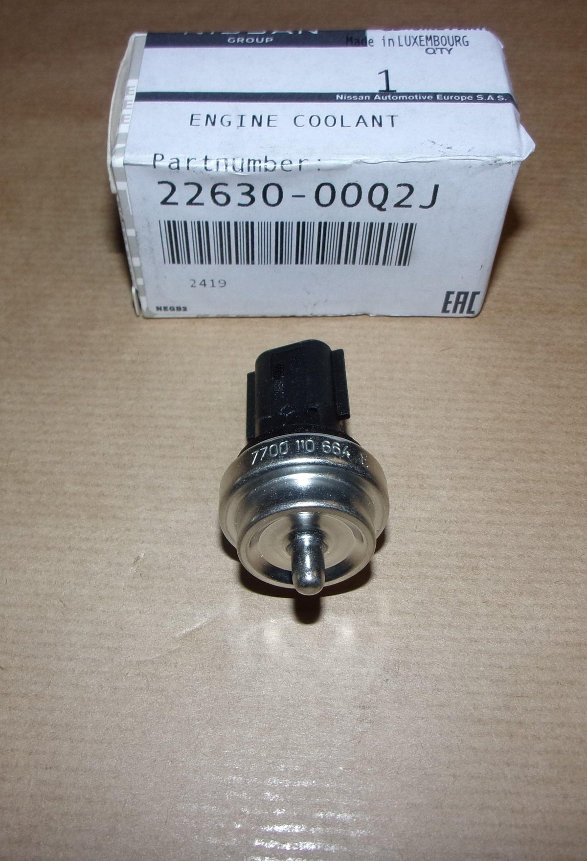 CAPTEUR DE TEMPERATURE D'EAU.RENAULT 1. 2263000Q2J.