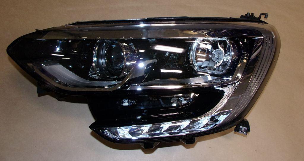 PHARES RENAULT MEGANE IV GAUCHE 260605154R.
