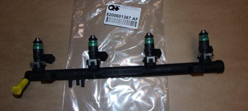 RAMPE INJECTION RENAULT TRAFIC II 2.0 16V CPL 8200601367.