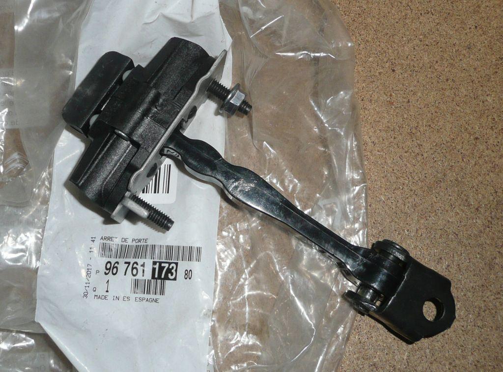 DELIMITEUR DE PORTE CITROEN C4 PICASSO II ARRI 9676117380.